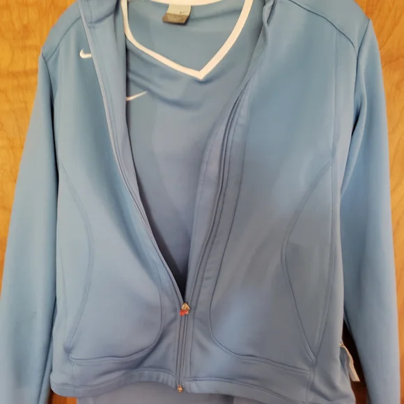 Nike Light Blue Short Sleeve Athletic Top with White Stripe On Sleeves - Picture 4 of 5